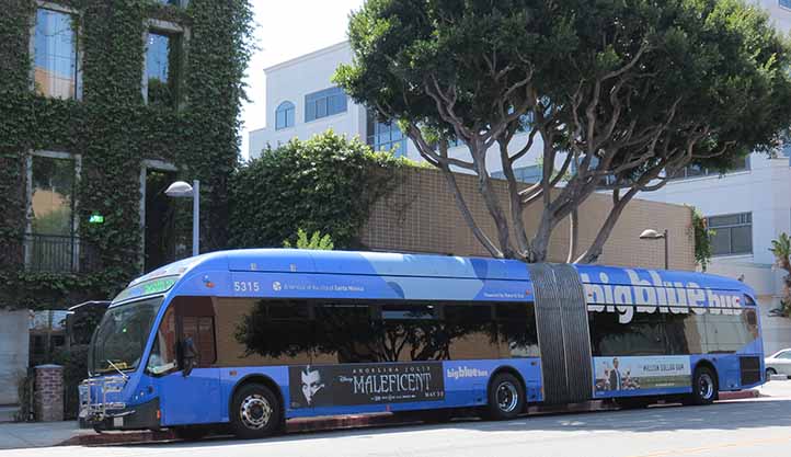 Santa Monica Big blue bus NABI 60-BRT 5315